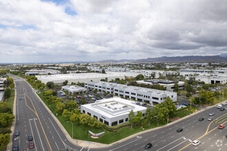9963-9987 Muirlands Blvd, Irvine, CA - VUE AÉRIENNE  vue de carte - Image1