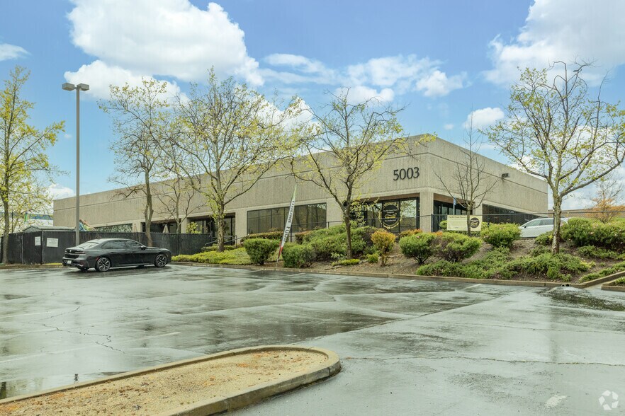 5003 Windplay Dr, El Dorado Hills, CA à vendre - Photo de l’immeuble – Image 2 sur 11