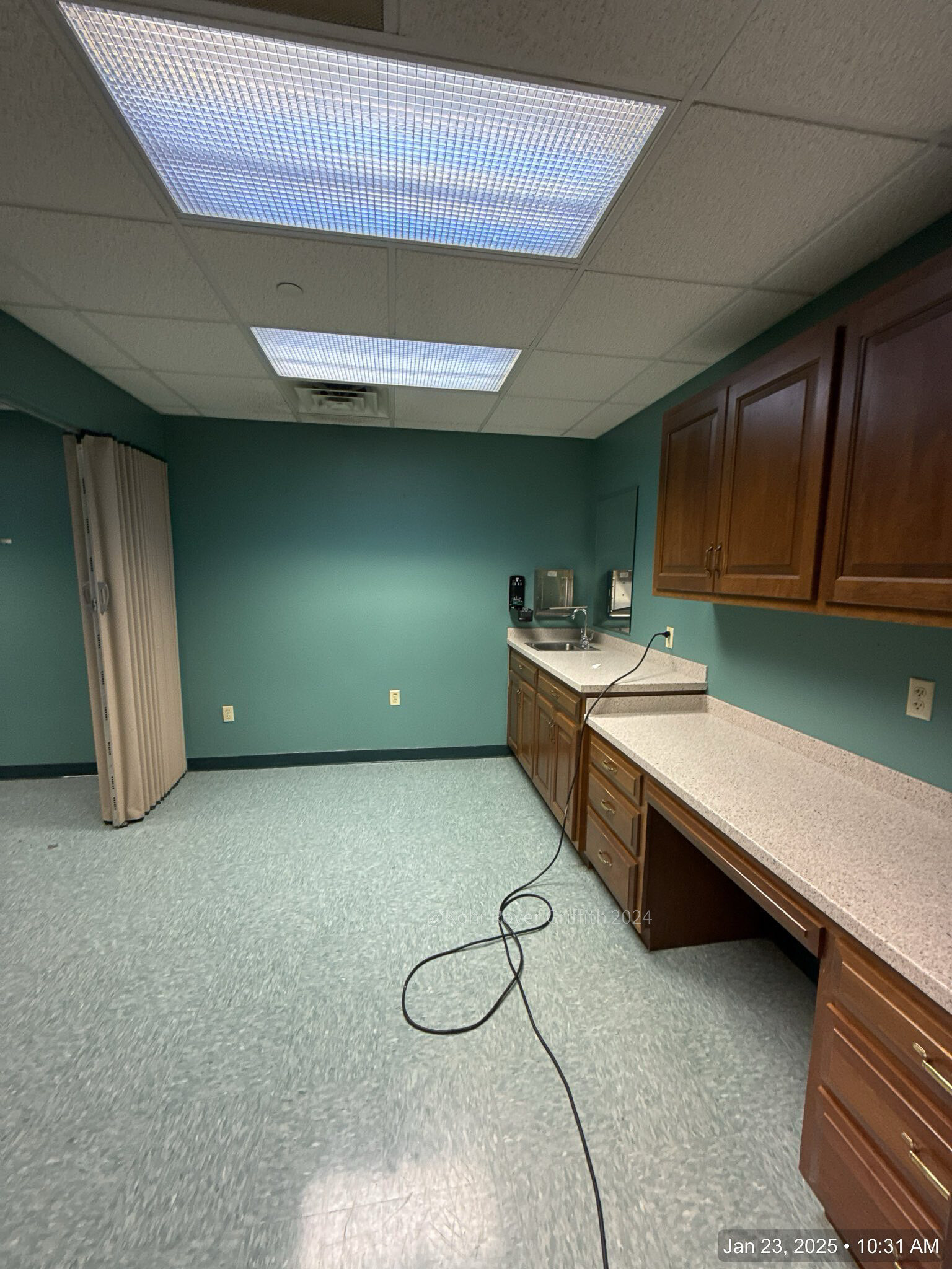 4830 Knightsbridge Blvd, Columbus, OH à louer Photo de l’immeuble– Image 1 sur 6