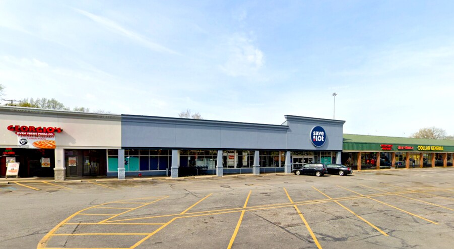 15700-15880 Broadway Ave, Maple Heights, OH à louer Photo principale– Image 1 sur 7