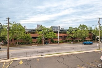 1800 Rockaway Ave, Hewlett, NY à louer Photo intérieure– Image 2 sur 3