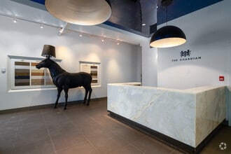 456 12th Ave SE, Calgary, AB à louer Photo intérieure– Image 1 sur 7