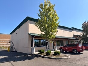 1822 Bickford Ave, Snohomish, WA à louer Photo de l’immeuble– Image 1 sur 9