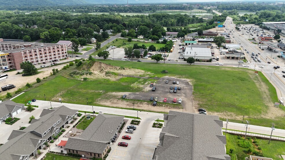 1325 St Andrew st, La Crosse, WI à louer - Aérien – Image 2 sur 6