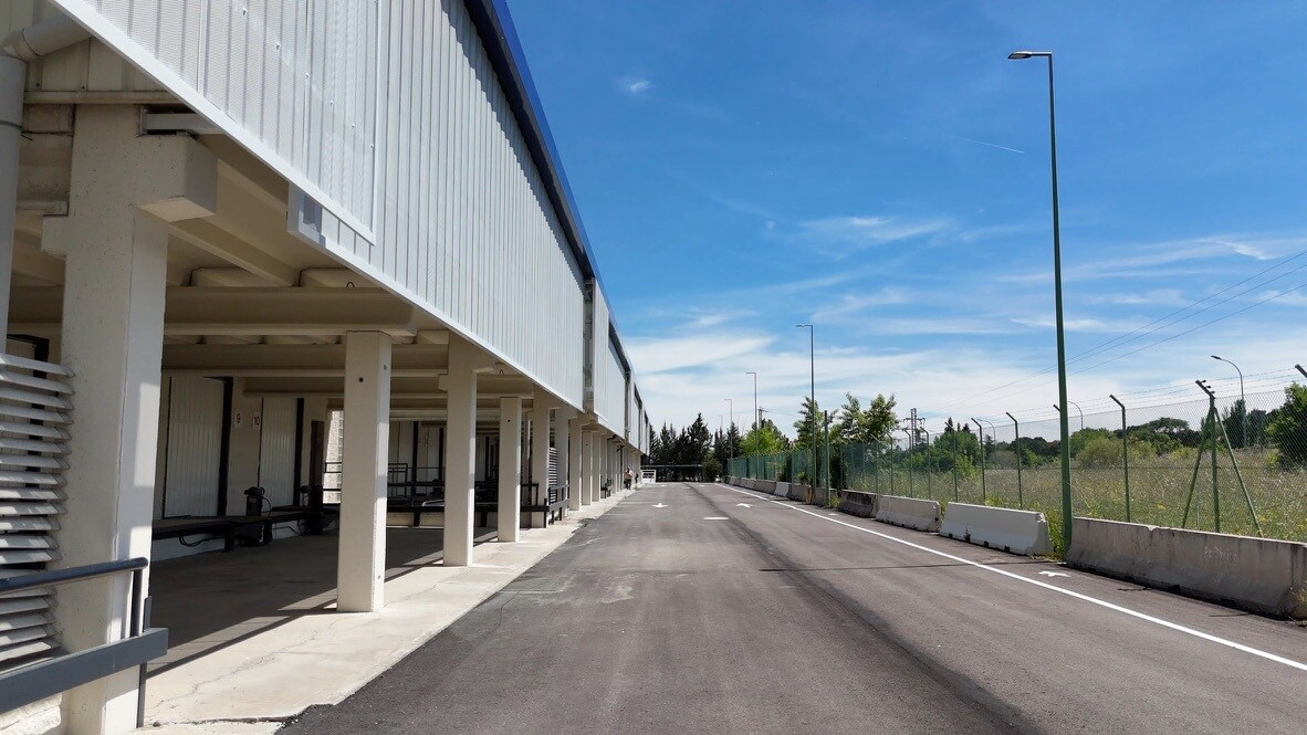 Carretera A-1, km 31,5, San Agustín del Guadalix, Madrid à louer Photo de l’immeuble– Image 1 sur 12