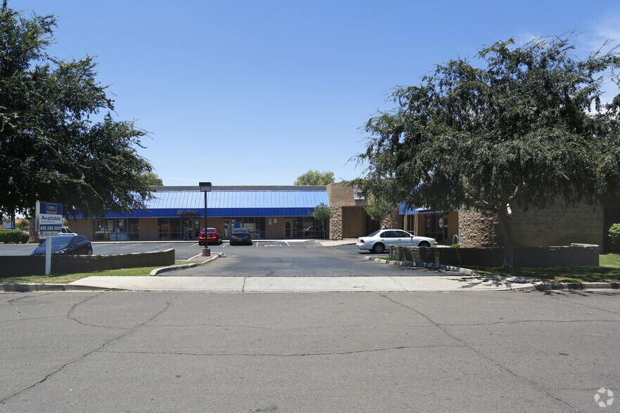 1848 E University Dr, Tempe, AZ à louer - Photo de l’immeuble – Image 2 sur 6