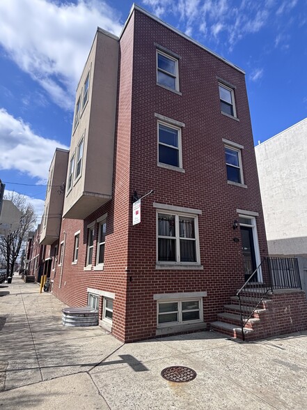1800 N 18th St, Philadelphia, PA à vendre - Photo principale – Image 1 sur 4