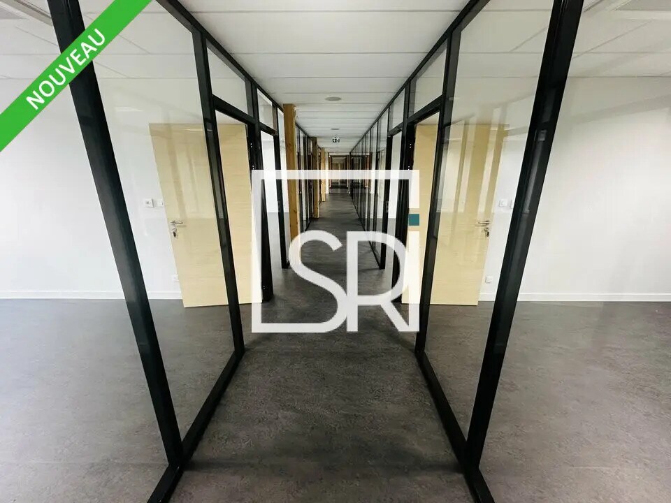 Bureau dans Châtel-Guyon à vendre Photo de l’immeuble– Image 1 sur 11