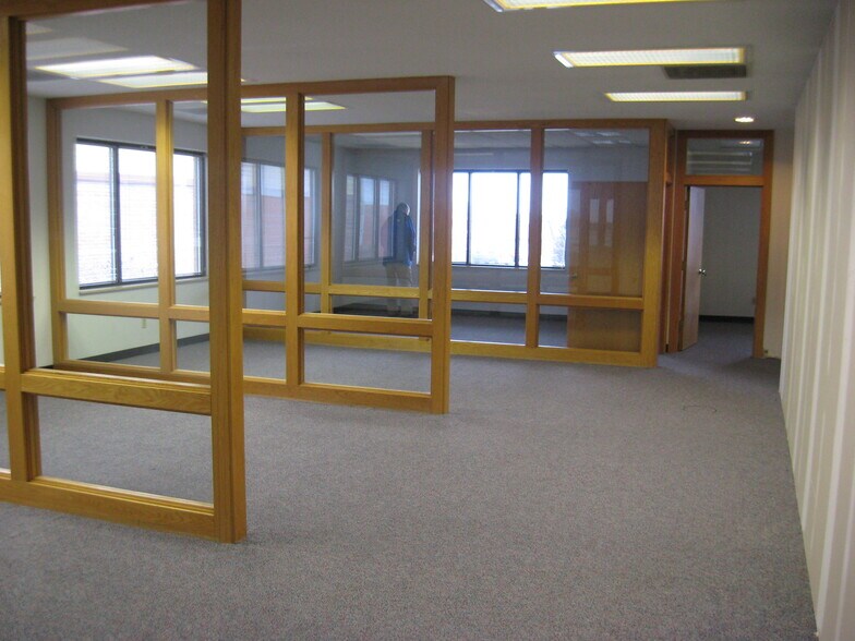 311 S Main St, O'Fallon, MO à vendre - Photo intérieure – Image 3 sur 17
