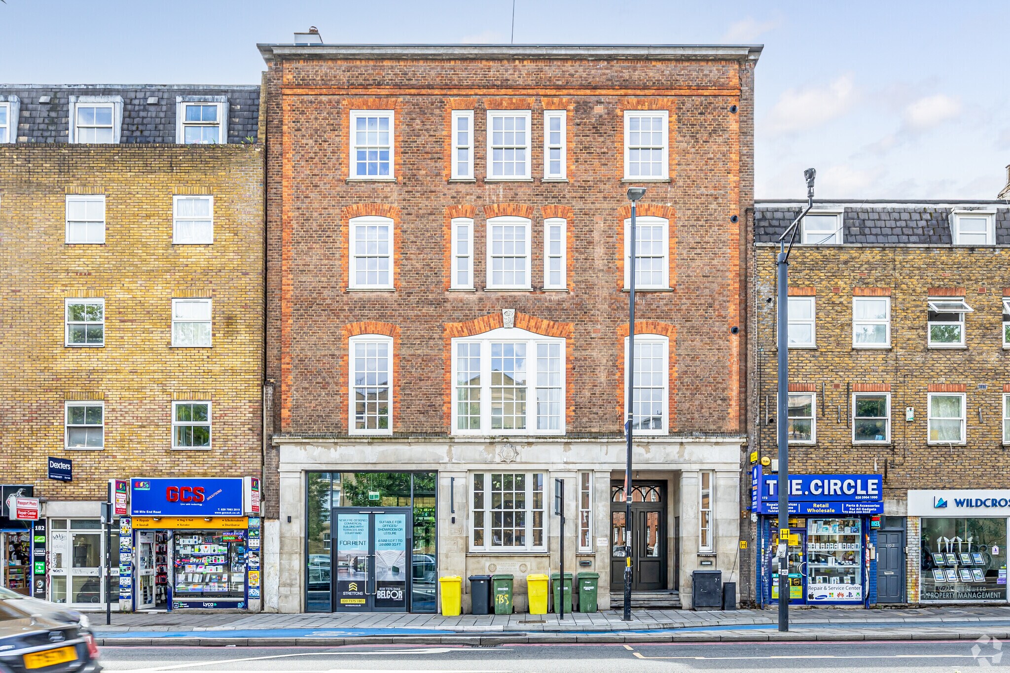 174-178 Mile End Rd, Londres à louer Photo principale– Image 1 sur 76