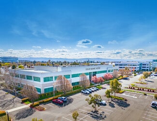 Plus de détails pour 400 Holger Way, San Jose, CA - Local d'activités à louer