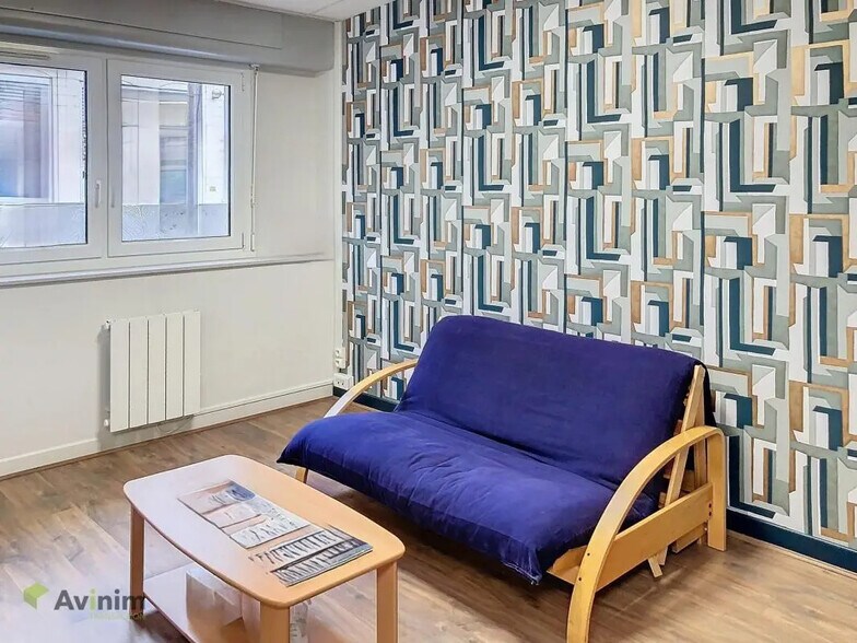 Bureau dans Épinal à vendre - Photo de l’immeuble – Image 2 sur 10