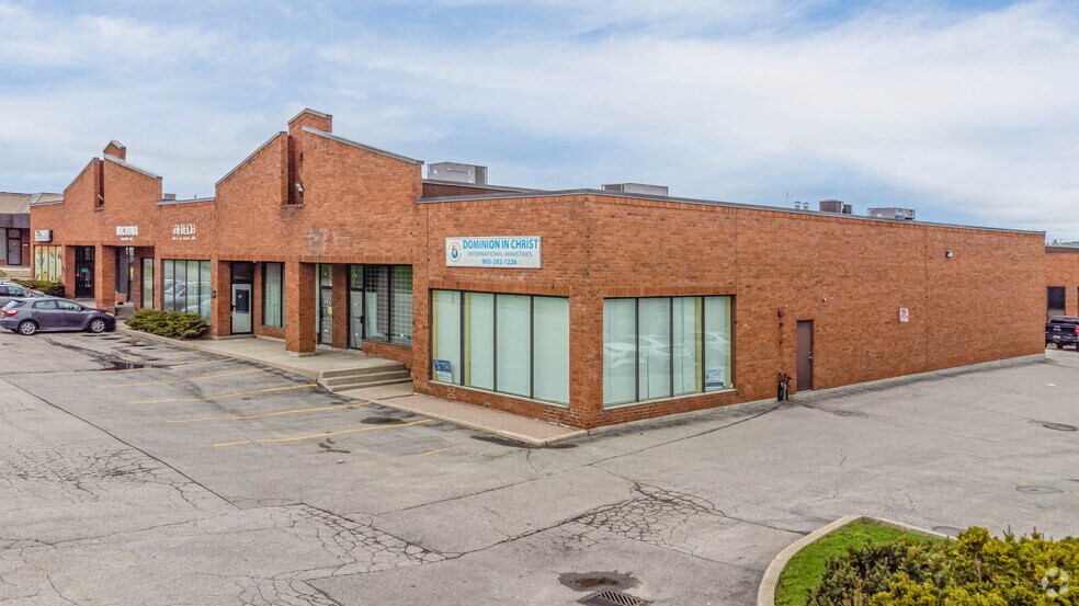 5359 Timberlea Blvd, Mississauga, ON à vendre - Photo principale – Image 1 sur 10