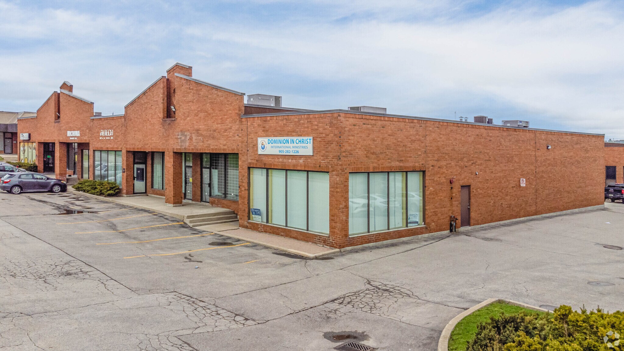 5359 Timberlea Blvd, Mississauga, ON à vendre Photo principale– Image 1 sur 11