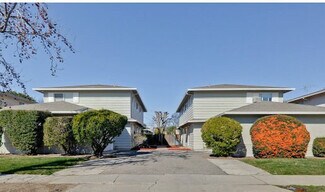 Plus de détails pour 19423-19425 Greenwood Dr, Cupertino, CA - Logement à vendre