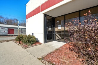 1907 Maple Ave, Burlington, NC à louer Photo intérieure– Image 1 sur 3