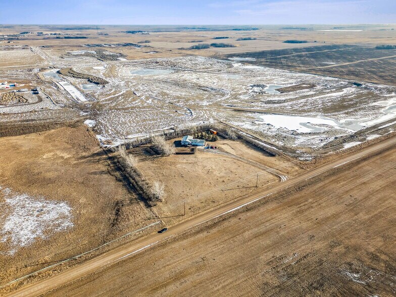 285202 RGE 290 SE rd, Airdrie, AB à vendre - Photo de l’immeuble – Image 2 sur 10
