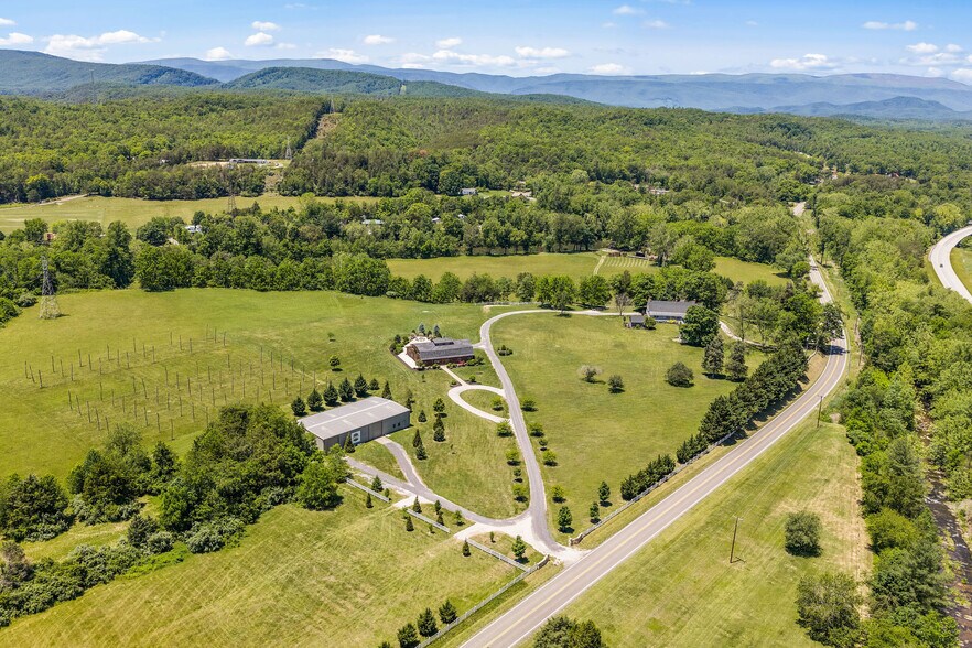 4301 Longdale Furnace Rd, Clifton Forge, VA à vendre - Photo de l’immeuble – Image 2 sur 110