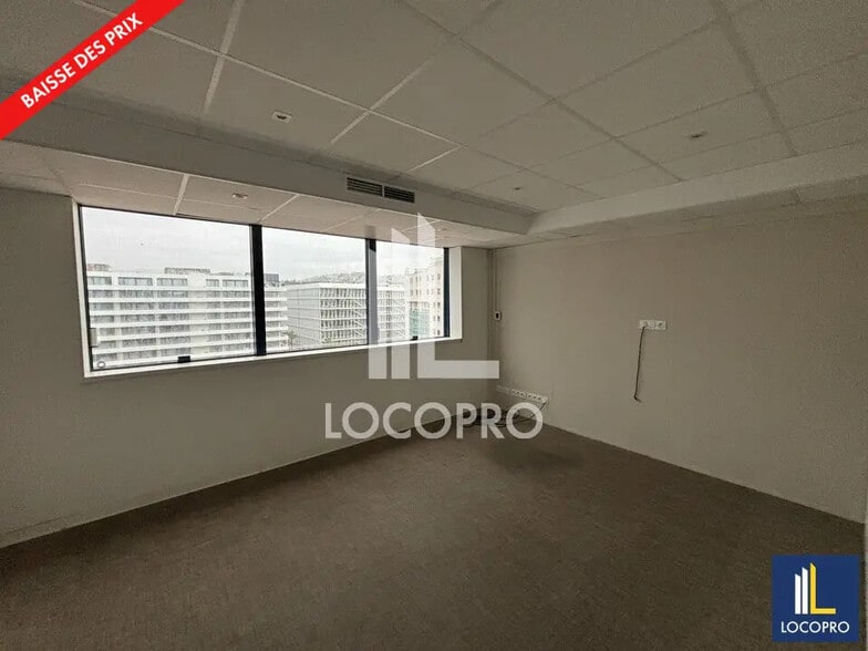 Bureau dans Nice à louer - Photo de l’immeuble – Image 3 sur 8