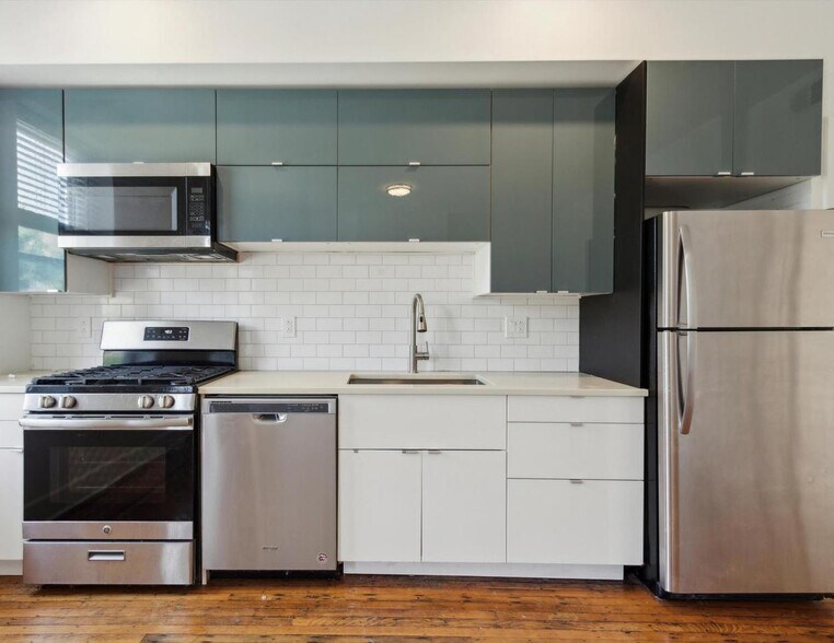 4813-4815 Chester Ave, Philadelphia, PA à vendre - Photo de l’immeuble – Image 2 sur 8