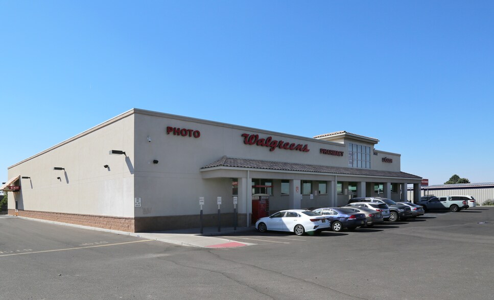3632 Menaul Blvd NE, Albuquerque, NM à louer - Photo de l’immeuble – Image 2 sur 4