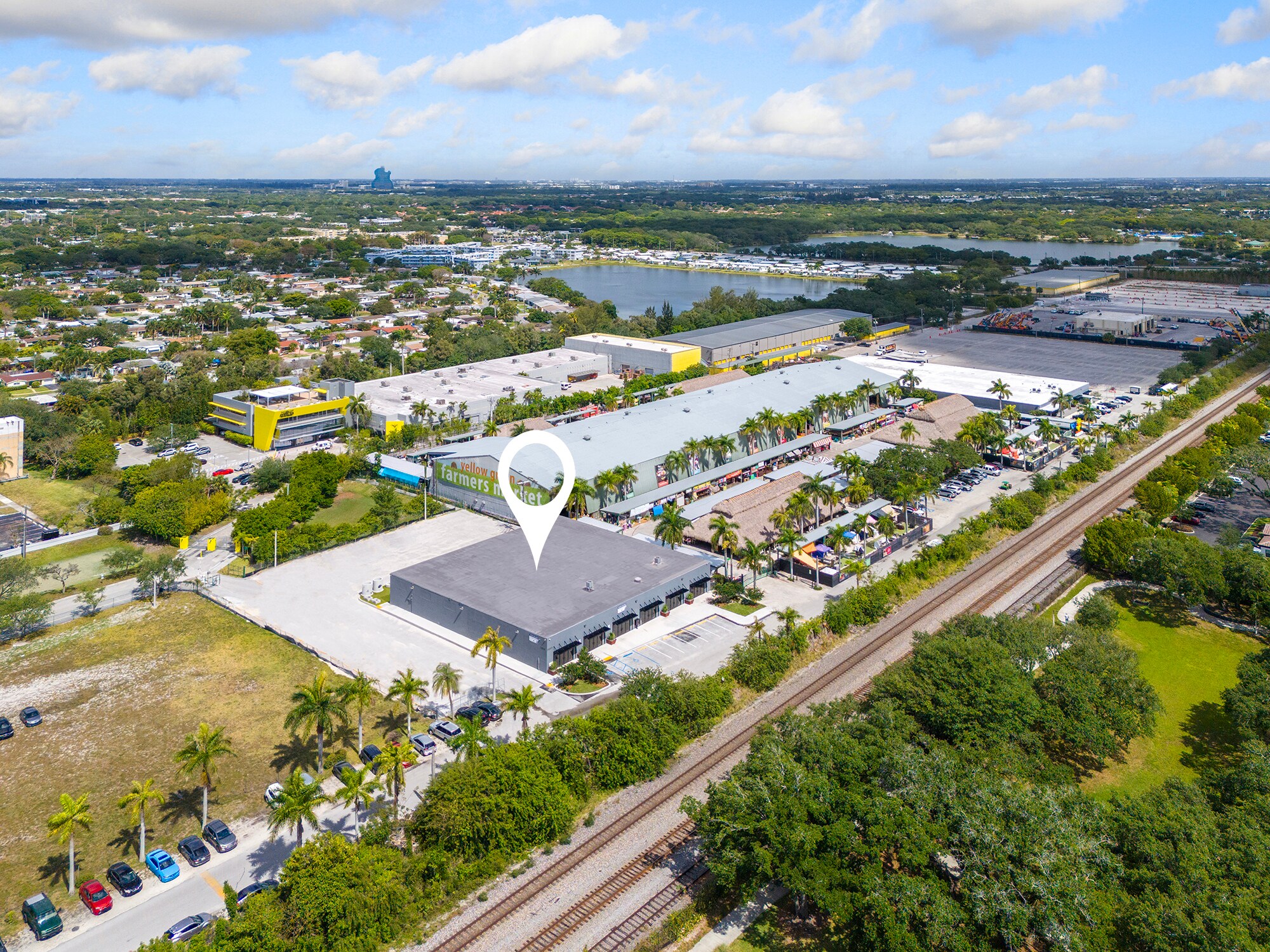 1930 N 30th Rd, Hollywood, FL à louer Photo de l’immeuble– Image 1 sur 14