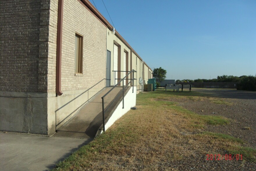 2700 W Canton Rd, Edinburg, TX à louer - Photo de l’immeuble – Image 3 sur 37
