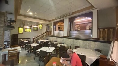 Local commercial dans Madrid, Madrid à louer Photo intérieure– Image 1 sur 11