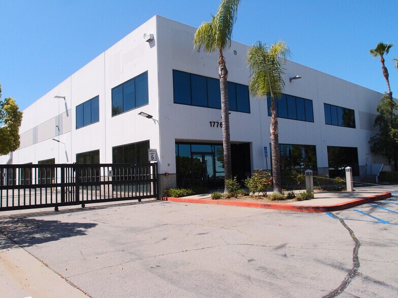 17760 Rowland St, City of Industry, CA à vendre - Photo principale – Image 1 sur 13