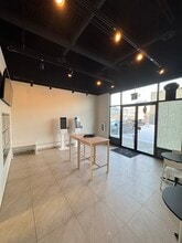 6490 Cartmell Pl SW, Edmonton, AB à louer Photo intérieure– Image 2 sur 8