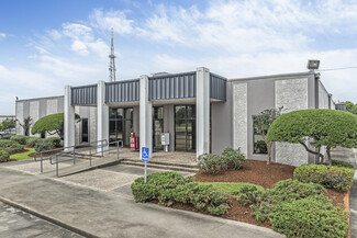 Plus de détails pour 720 S Main St, Clute, TX - Local d'activités à louer