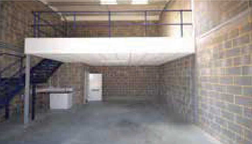 Terminus Rd, Chichester, WSX PO19 8TX - Lot 10 -  - Photo intérieure - Image 1 of 3