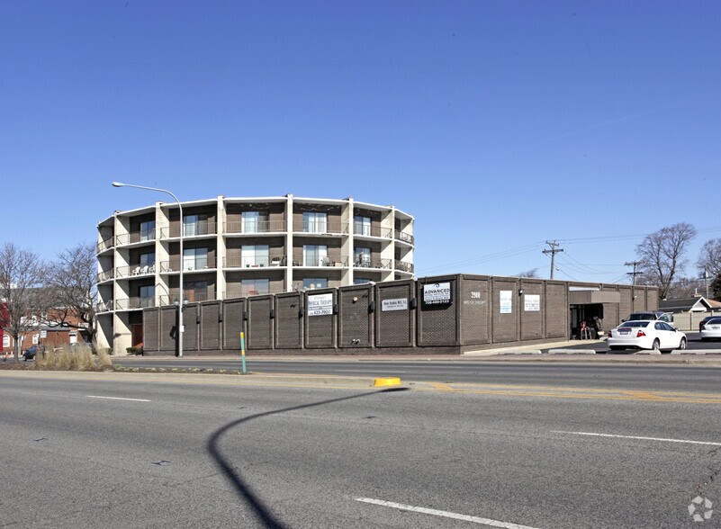 3900 W 95th St, Evergreen Park, IL à louer - Photo principale – Image 1 sur 12