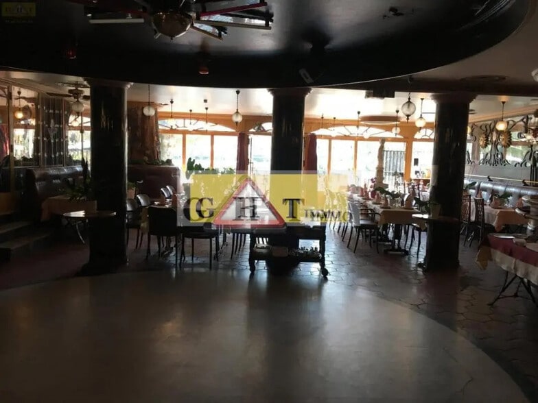 Local commercial dans Joinville-le-Pont à vendre - Photo intérieure – Image 2 sur 4