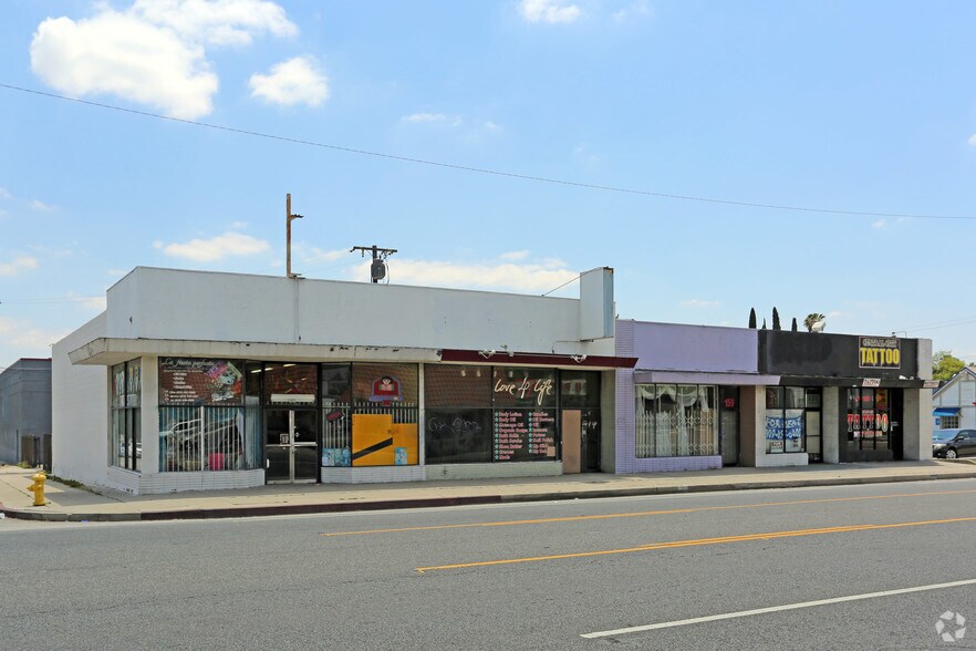 155-159 E Highland Ave, San Bernardino, CA à louer - Photo de l’immeuble – Image 3 sur 4
