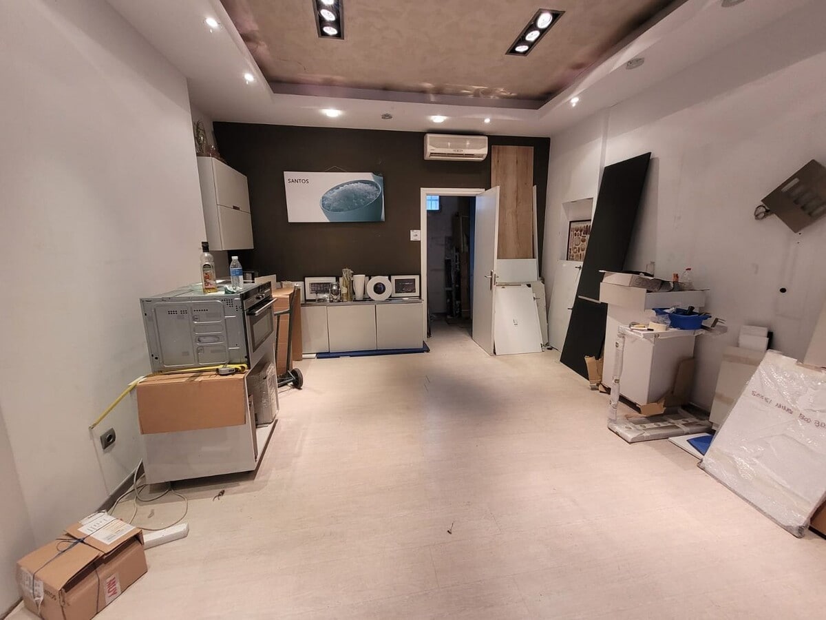 Madrid, MAD 28019 - Lot 1 - - Photo intérieure - Image 1 of 4