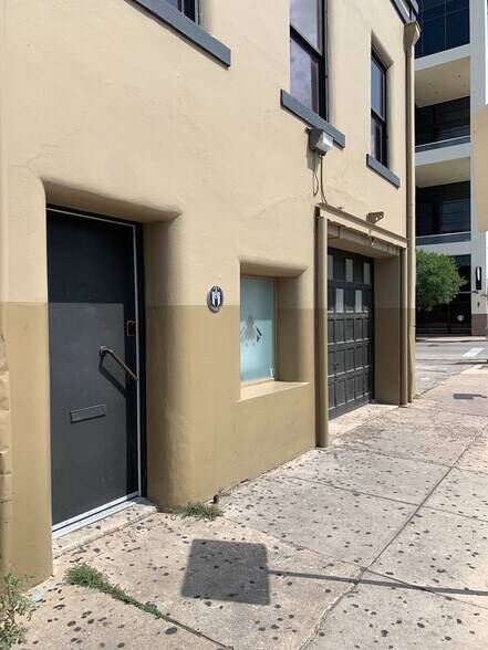 503 Neches St, Austin, TX à louer - Photo de l’immeuble – Image 2 sur 25