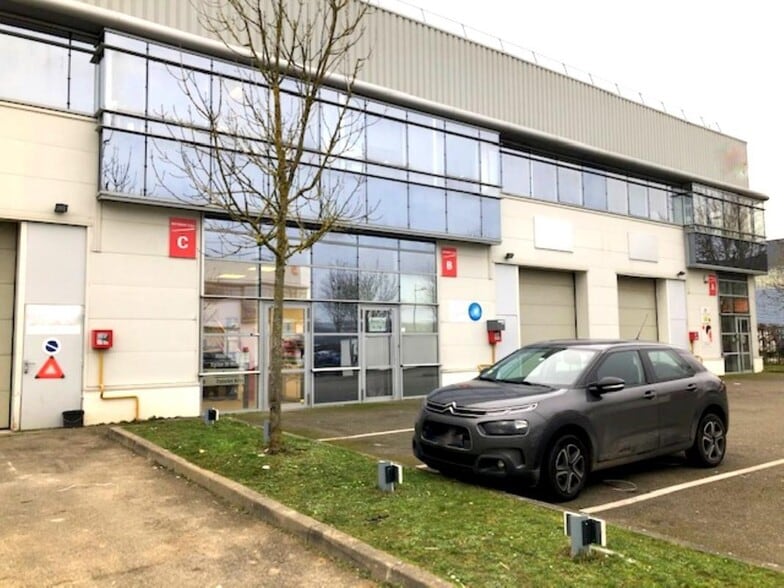 5 Bis Rue Georges Méliès, Bois-d'Arcy à louer - Photo de l’immeuble – Image 3 sur 3
