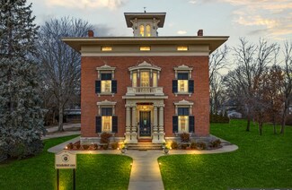 Plus de détails pour 876 W State St, Jacksonville, IL - Hôtellerie à vendre