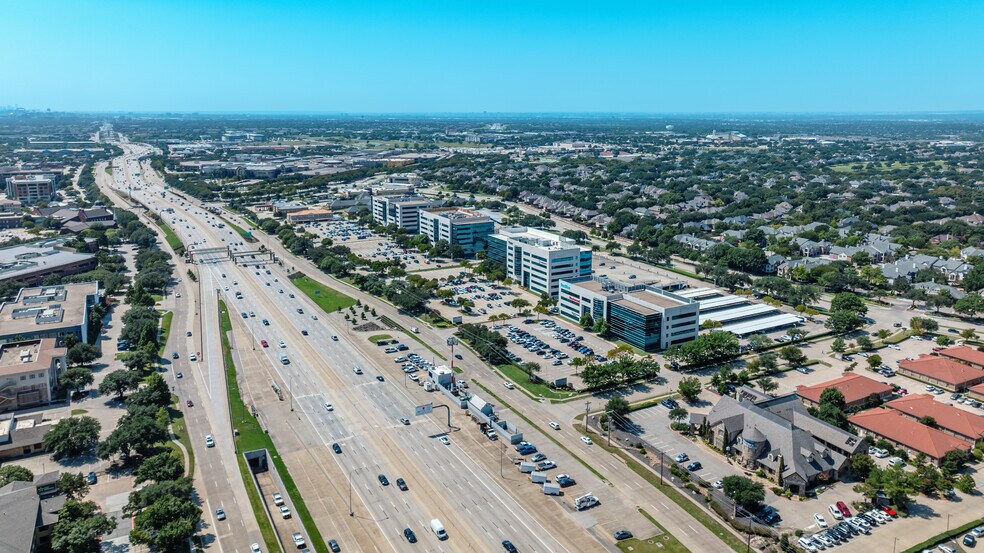 2901 N Dallas Pky, Plano, TX à louer - Photo de l’immeuble – Image 1 sur 17