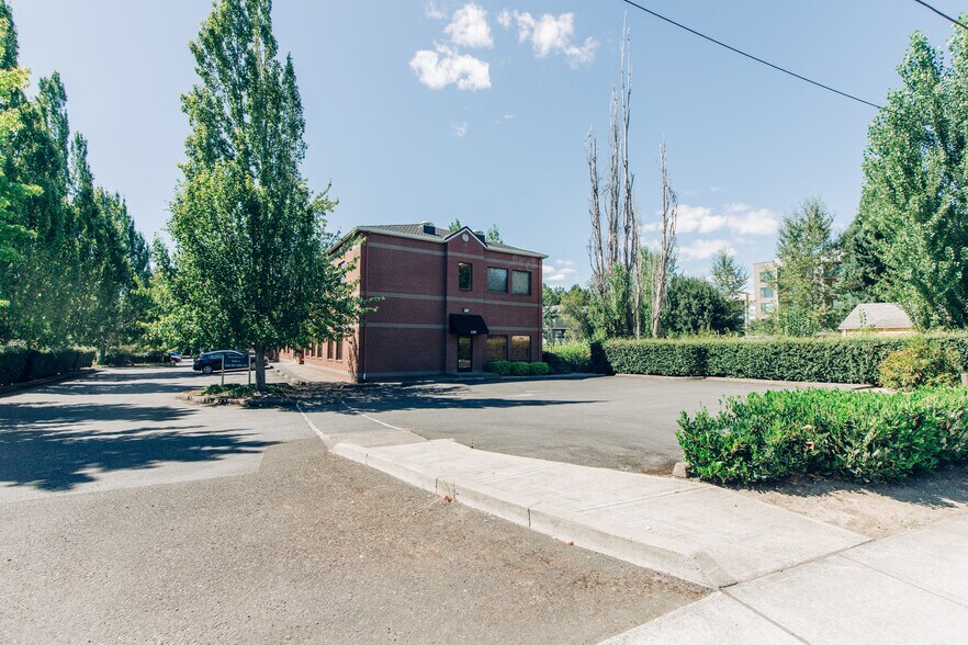 1245 SW 158th Ave, Beaverton, OR à louer - Photo de l’immeuble – Image 3 sur 8