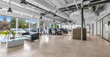 2770 14th Ave, Markham, ON à louer Photo intérieure– Image 2 sur 3