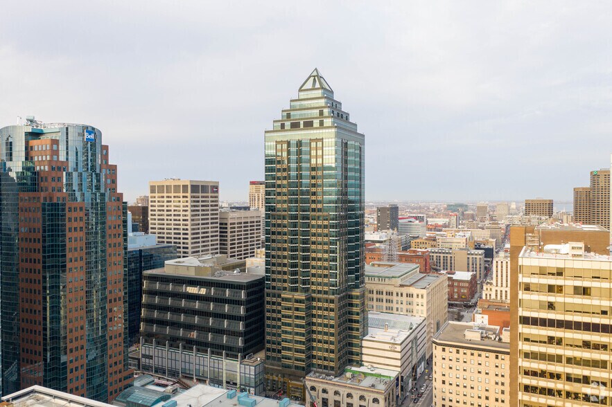 1501 Av McGill College, Montréal, QC à louer - Photo de l’immeuble – Image 3 sur 5