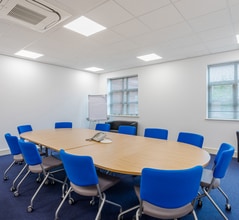 Harry Weston Rd, Coventry à louer Photo intérieure– Image 2 sur 3