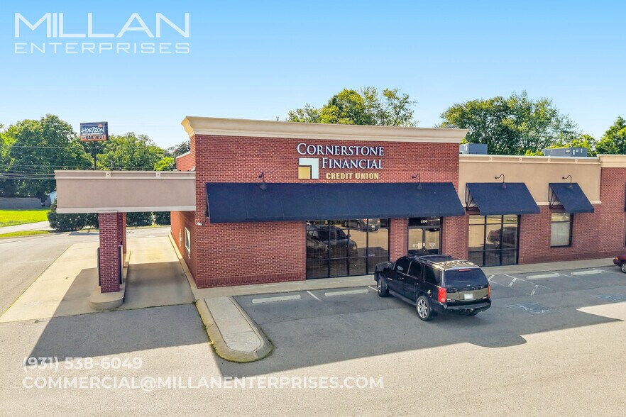 2100 Trenton Rd, Clarksville, TN à louer - Photo de l’immeuble – Image 3 sur 7