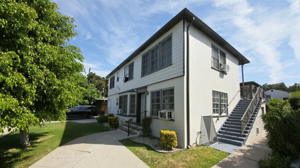518 S Sierra Madre Blvd, Pasadena, CA à vendre - Photo de l’immeuble – Image 2 sur 4