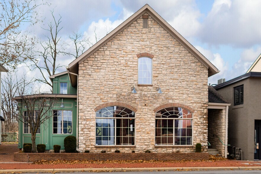 63 Mill St, Gahanna, OH à vendre - Photo de l’immeuble – Image 2 sur 7