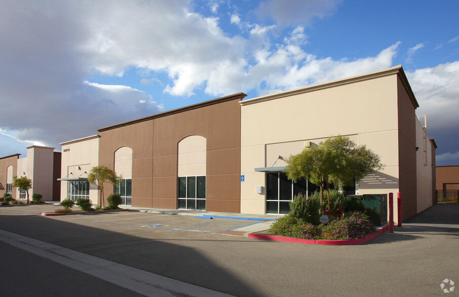 82855 Market St, Indio, CA à louer - Photo de l’immeuble – Image 2 sur 8