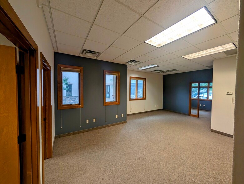 1915 Wilmington Dr, Fort Collins, CO à louer - Photo de l’immeuble – Image 3 sur 8
