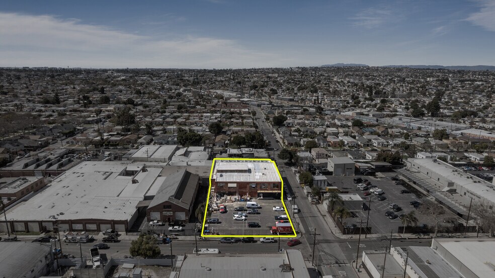 2000-2010 W 62nd St, Los Angeles, CA à vendre - Photo de l’immeuble – Image 3 sur 41